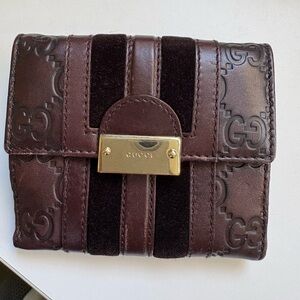 Gucci Compact Brown/Black Wallet with Gold Accent